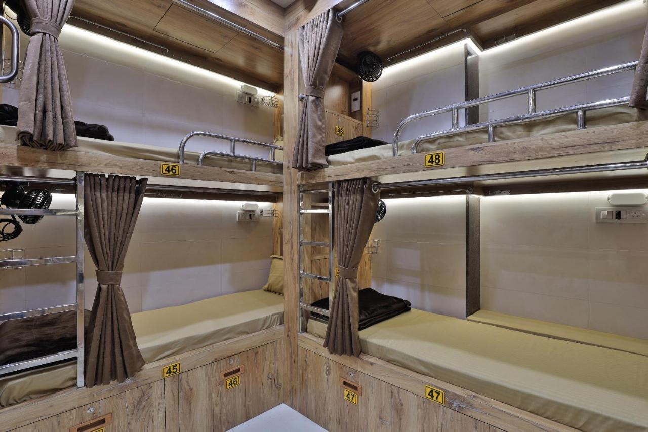 ואדודרה Rest Inn Dormitory מראה חיצוני תמונה