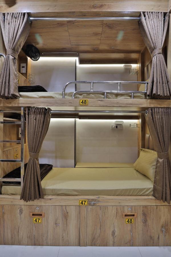 ואדודרה Rest Inn Dormitory מראה חיצוני תמונה