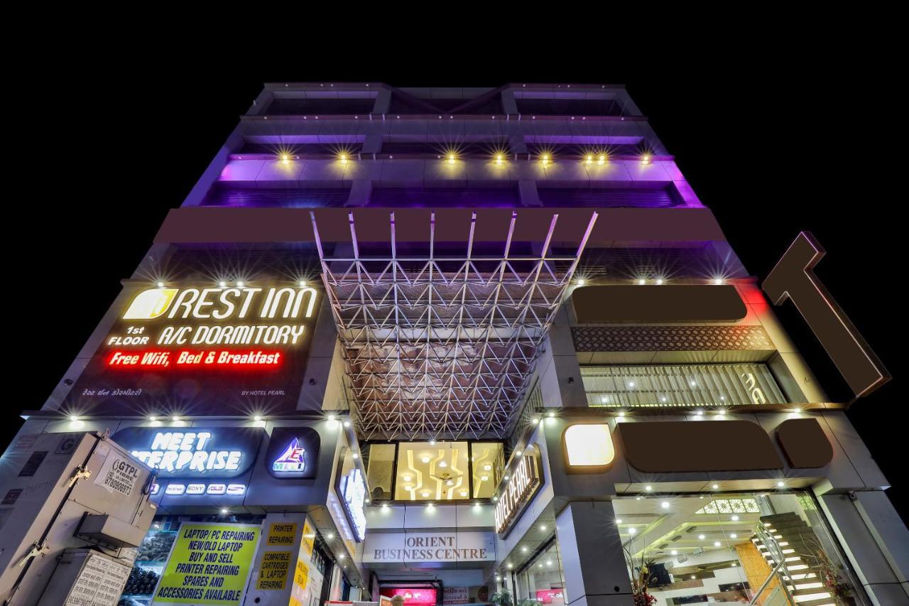 ואדודרה Rest Inn Dormitory מראה חיצוני תמונה